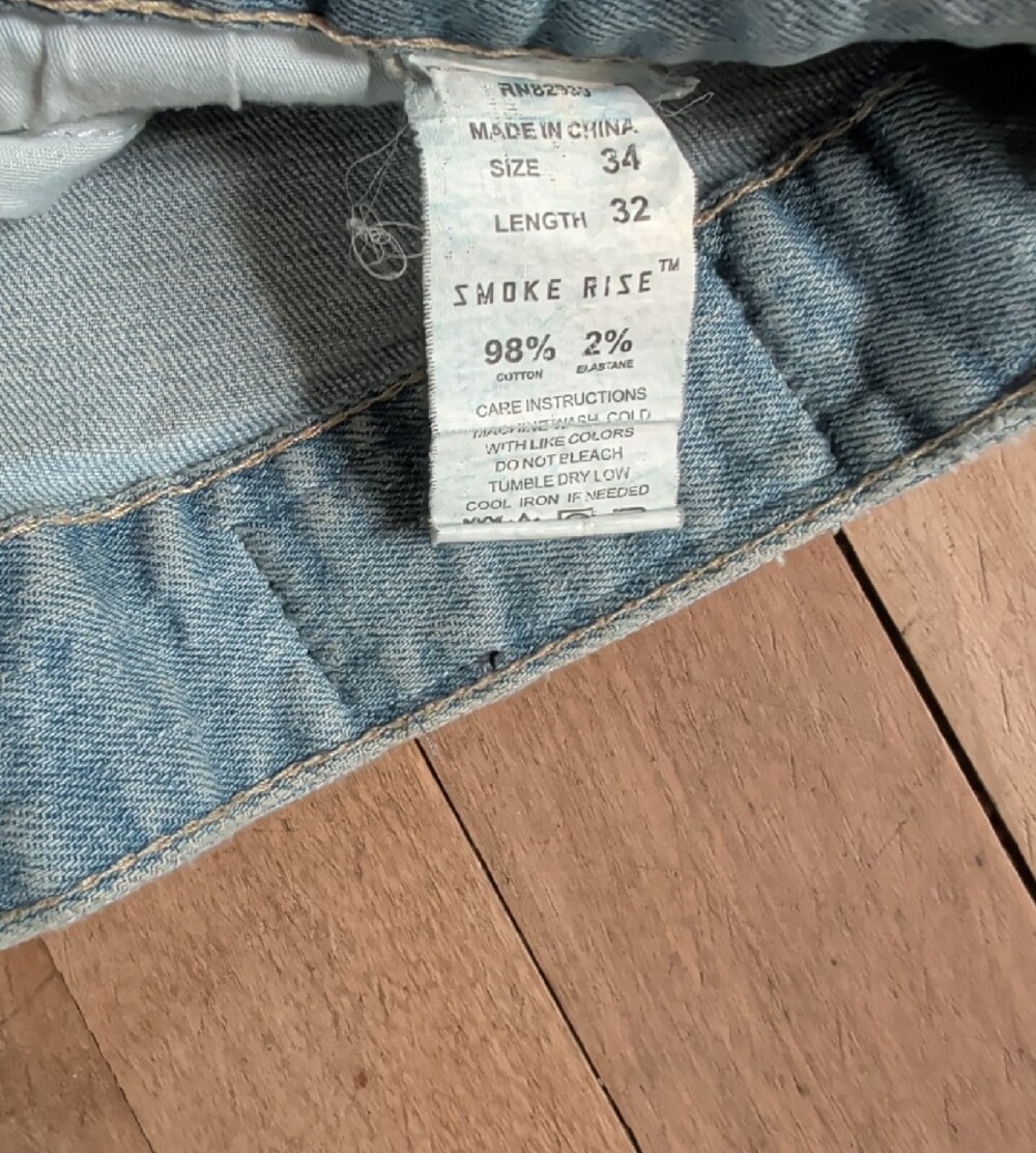 Smoke Rise NY Distressed Light Wash Jeans with Star & Graphic Patches 34 x 32 - Picture 3 of 10